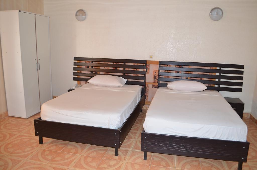 Ouaga Beach Hotel Ouagadougou Luaran gambar