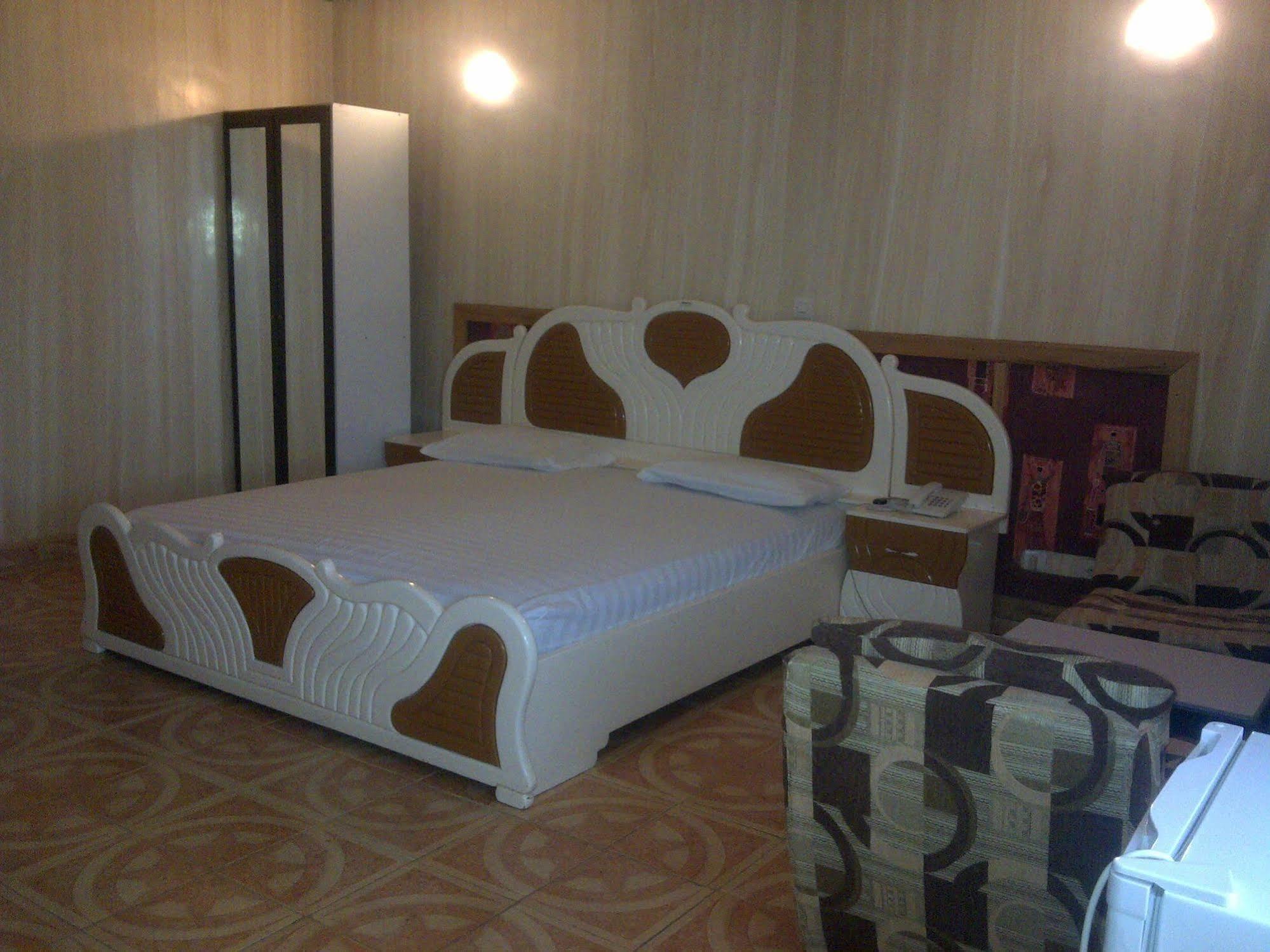 Ouaga Beach Hotel Ouagadougou Luaran gambar